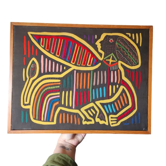 1970s Vintage Kuna Mola Folk Lore Framed Textile - Picture 8 of 8